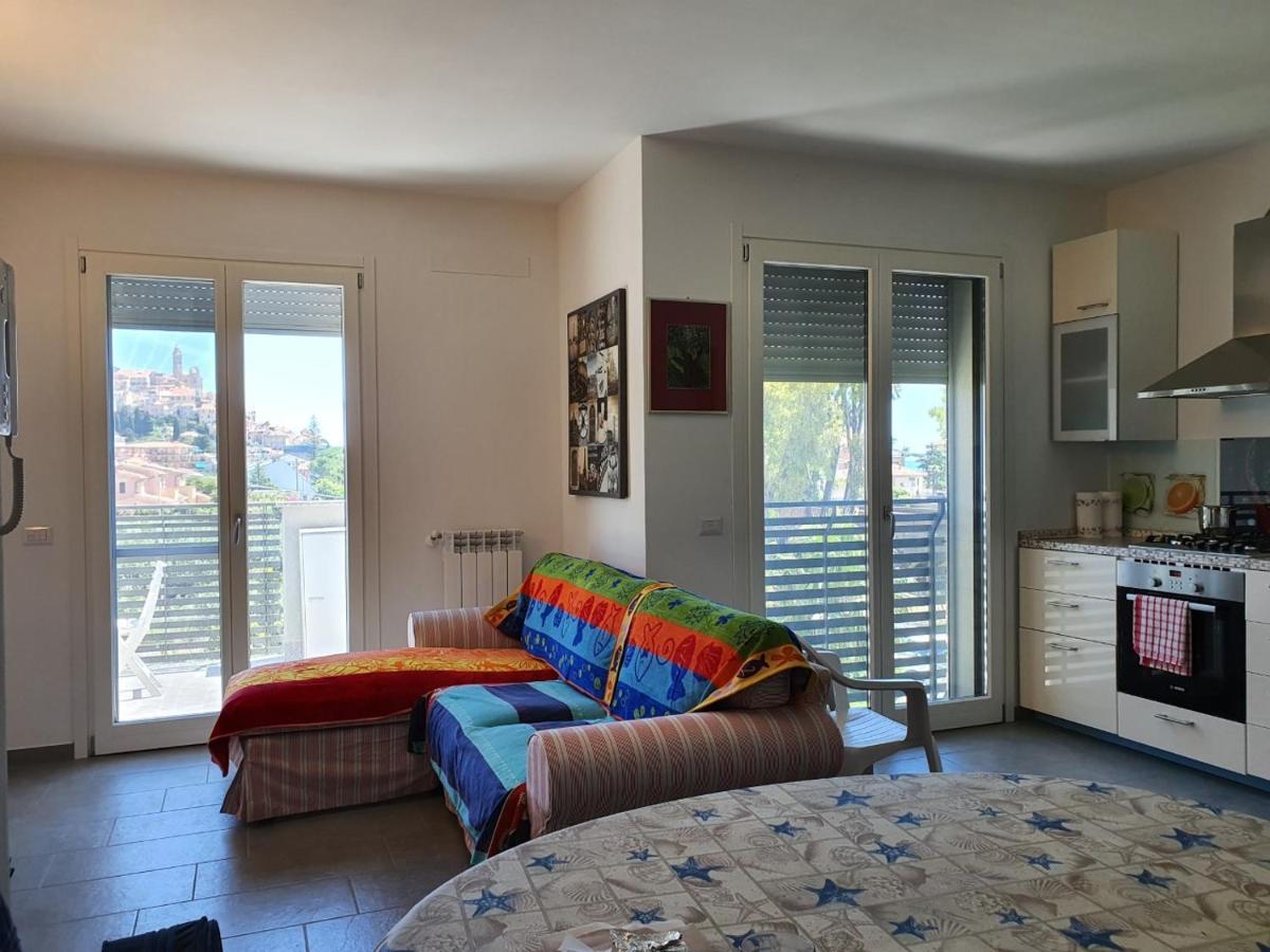 Casa Di Clara Apartman San Bartolomeo al Mare Kültér fotó